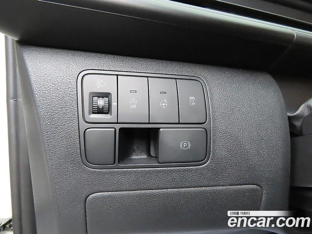 Hyundai Staria Cargo 3-х местный (07.2022)