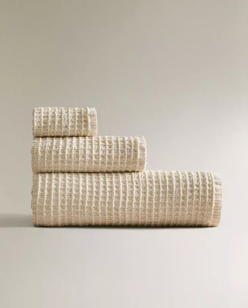 ZARA HOME ВАФЕЛЬНОЕ БАННОЕ ПОЛОТЕНЦЕ В ПОЛОСКУ, ПЕСОЧНЫЙ