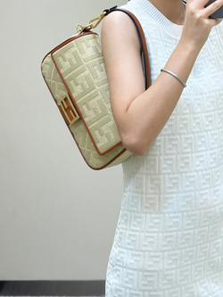 Fendi Baguette 27 cm