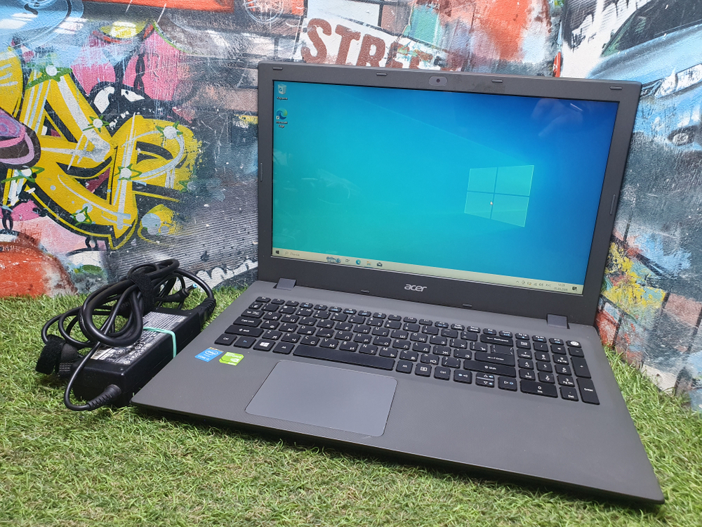 Ноутбук Acer i3/8Gb/920M 2Gb/Aspire E5-573G