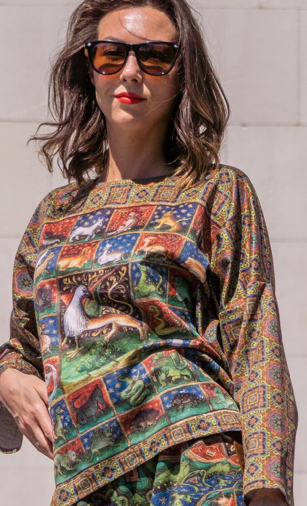 Туника "Бестиарий", по мотивам средневекового бестиария Бартоломея Английского