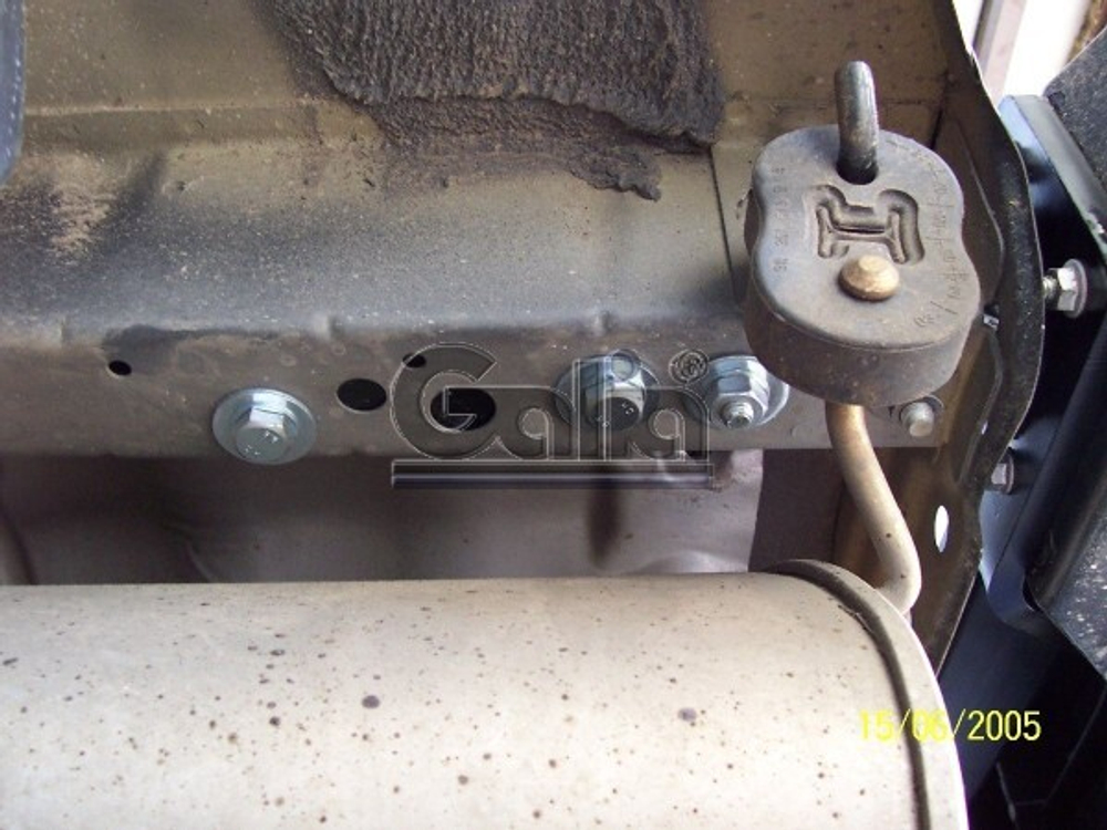 Фаркоп оцинкованный Galia D034A для Chevrolet Lacetti хетчбек 2004-2013, Daewoo Nubira хетчбек 2003-(паспорт и сертификат в комплекте)(без электрики)