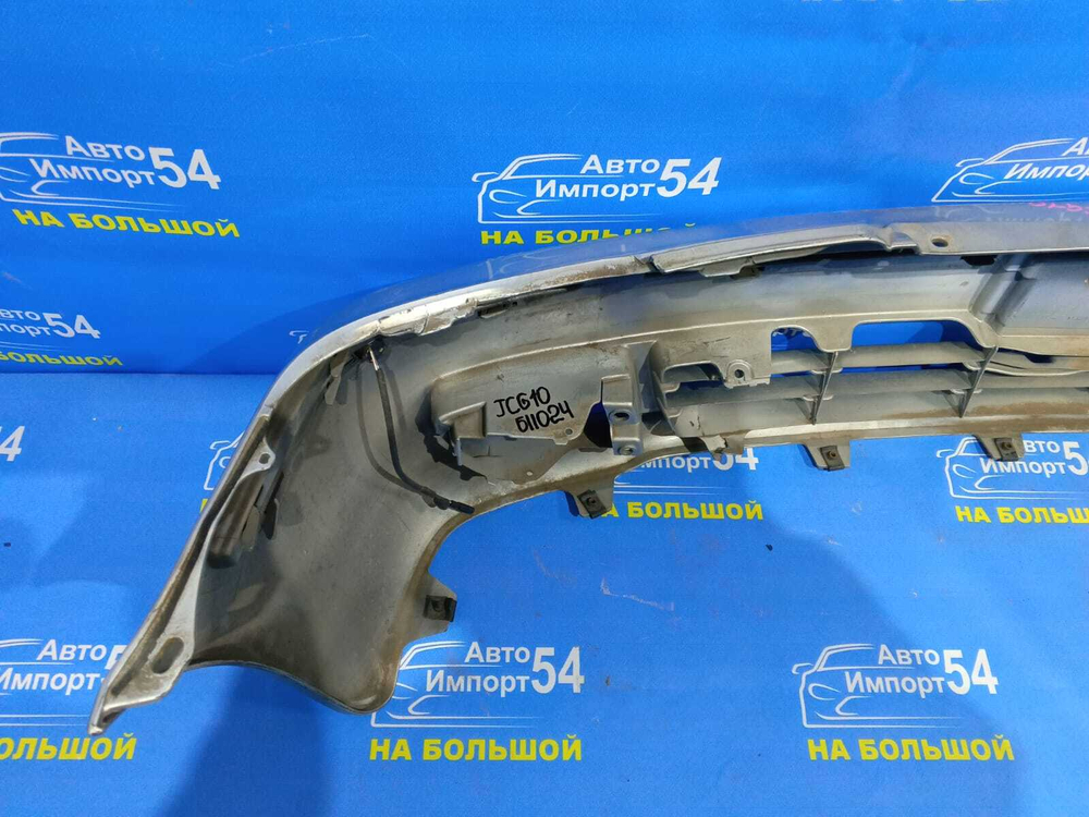 Бампер передний TOYOTA PROGRES 2001-2007