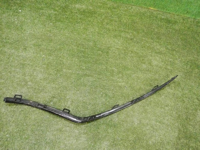 Молдинг перед. бампера Mercedes GLE V167 18-24 AMG