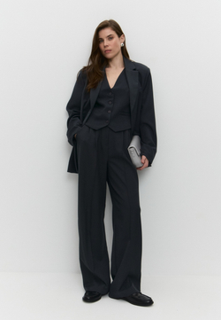 Брюки с простроченными стрелками