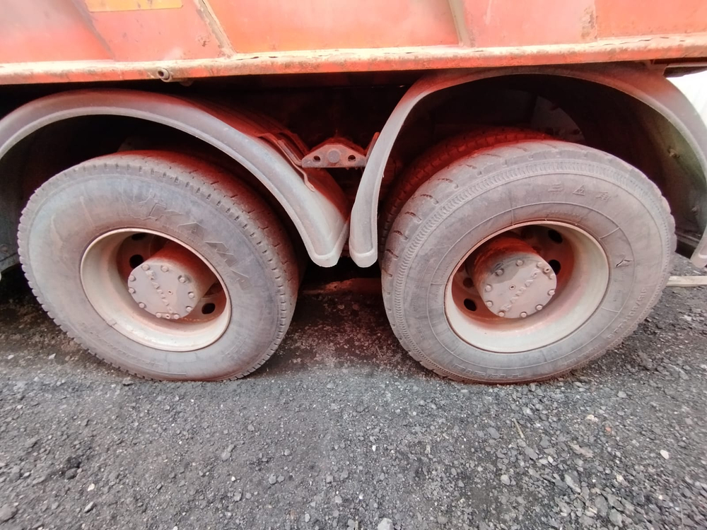 КамАЗ 6520 6x4 Самосвал 6520-3026012-53 (Дизельный, 11,7 л, 400 л.с., МТ)