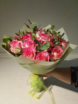 Букет из хризантем и альстромерии (С0033)