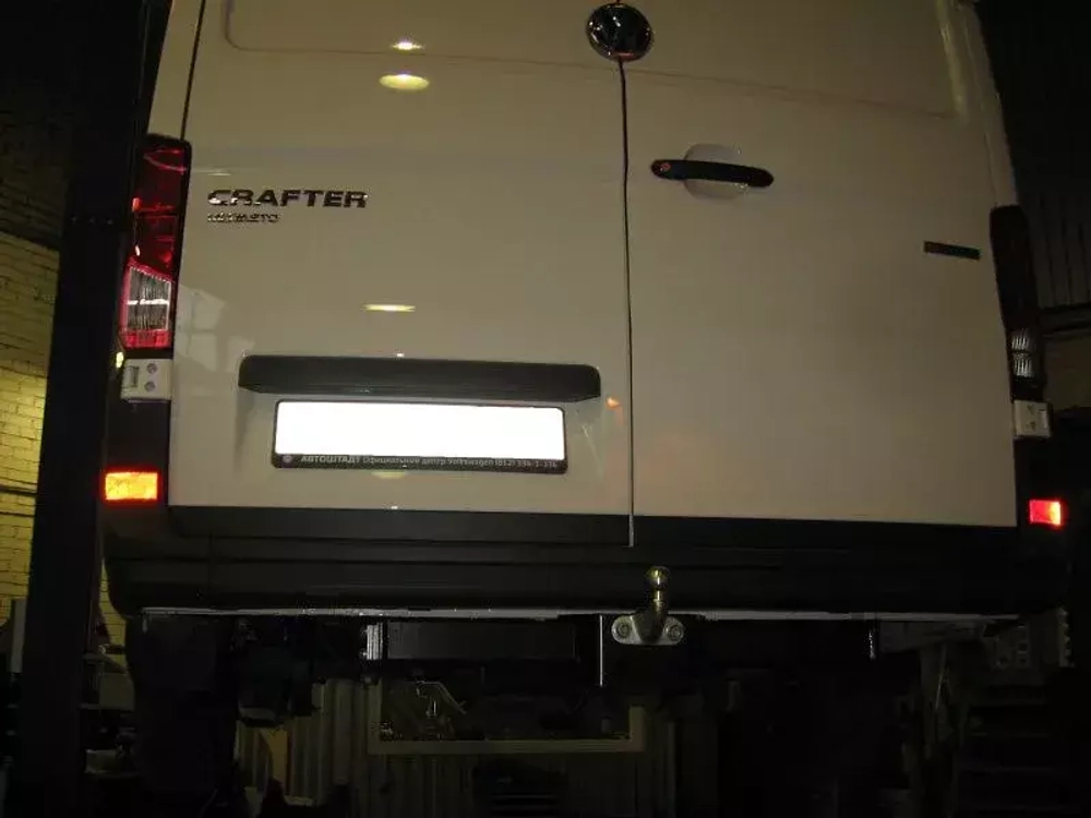 Фаркоп Sheriff для Volkswagen Crafter II (7C0) 2017- (паспорт и сертификат в комплекте)(без электрики)арт.4438.21