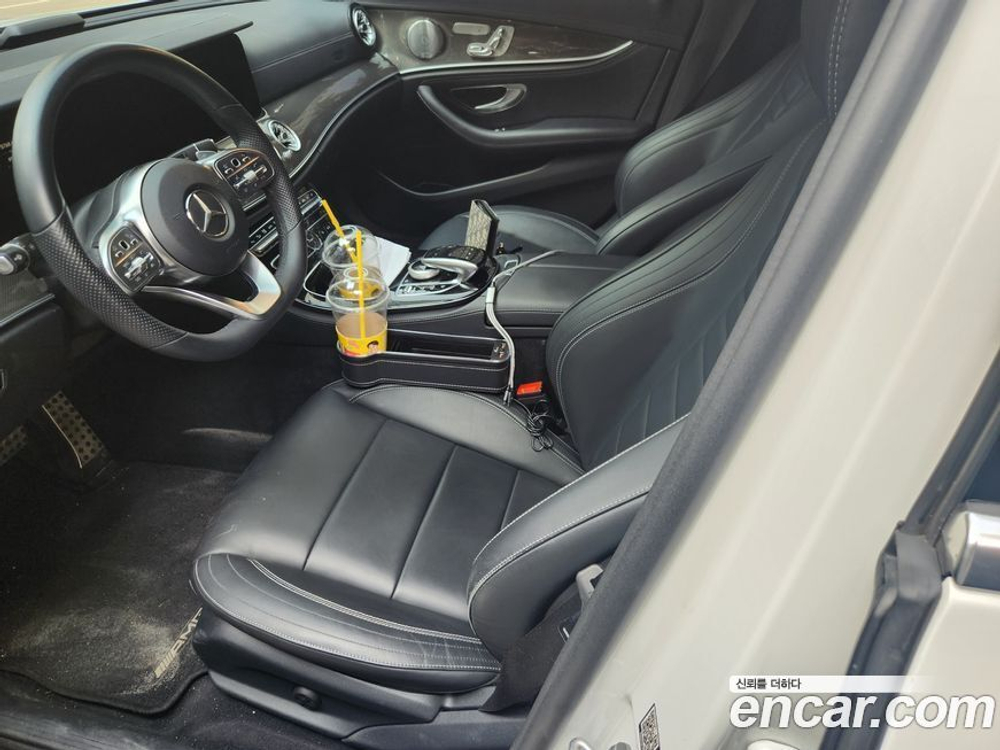 Mercedes-Benz E-Class W213 E350 4MATIC AMG Line (08.2019)