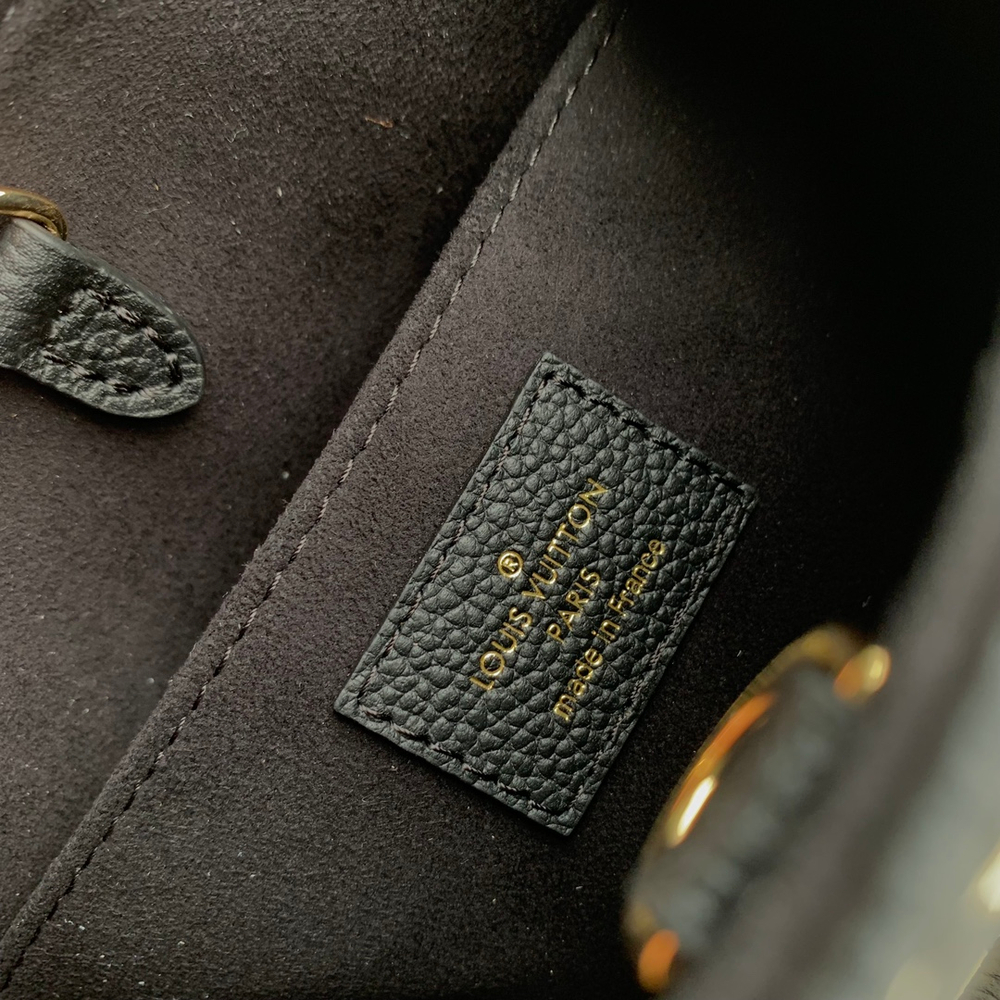 Louis Vuitton OnTheGo BB
