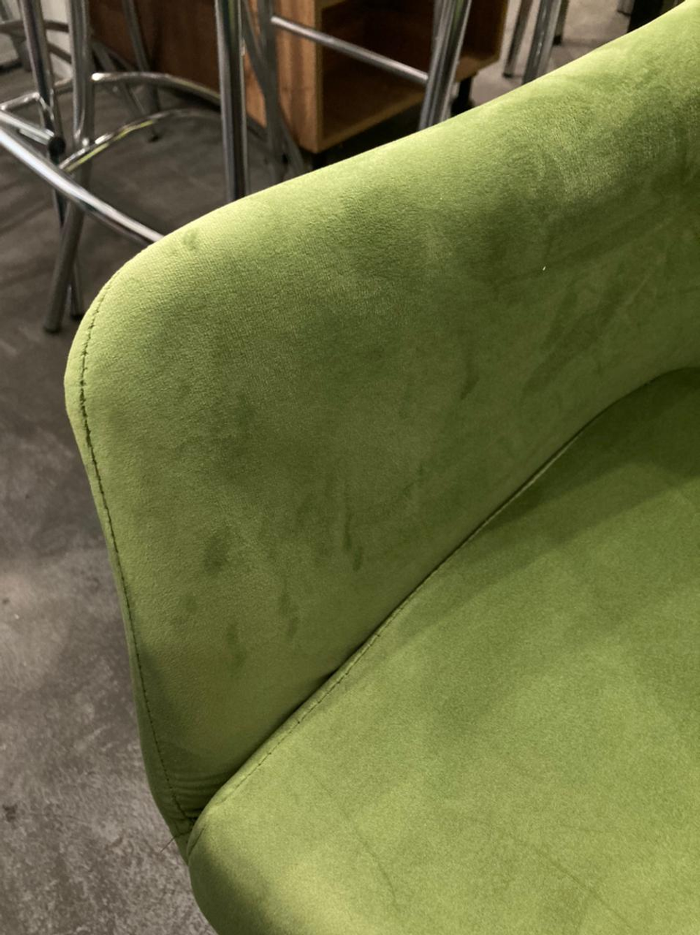 Стул Сиэтл каркас черный основание велюр зеленая дымка