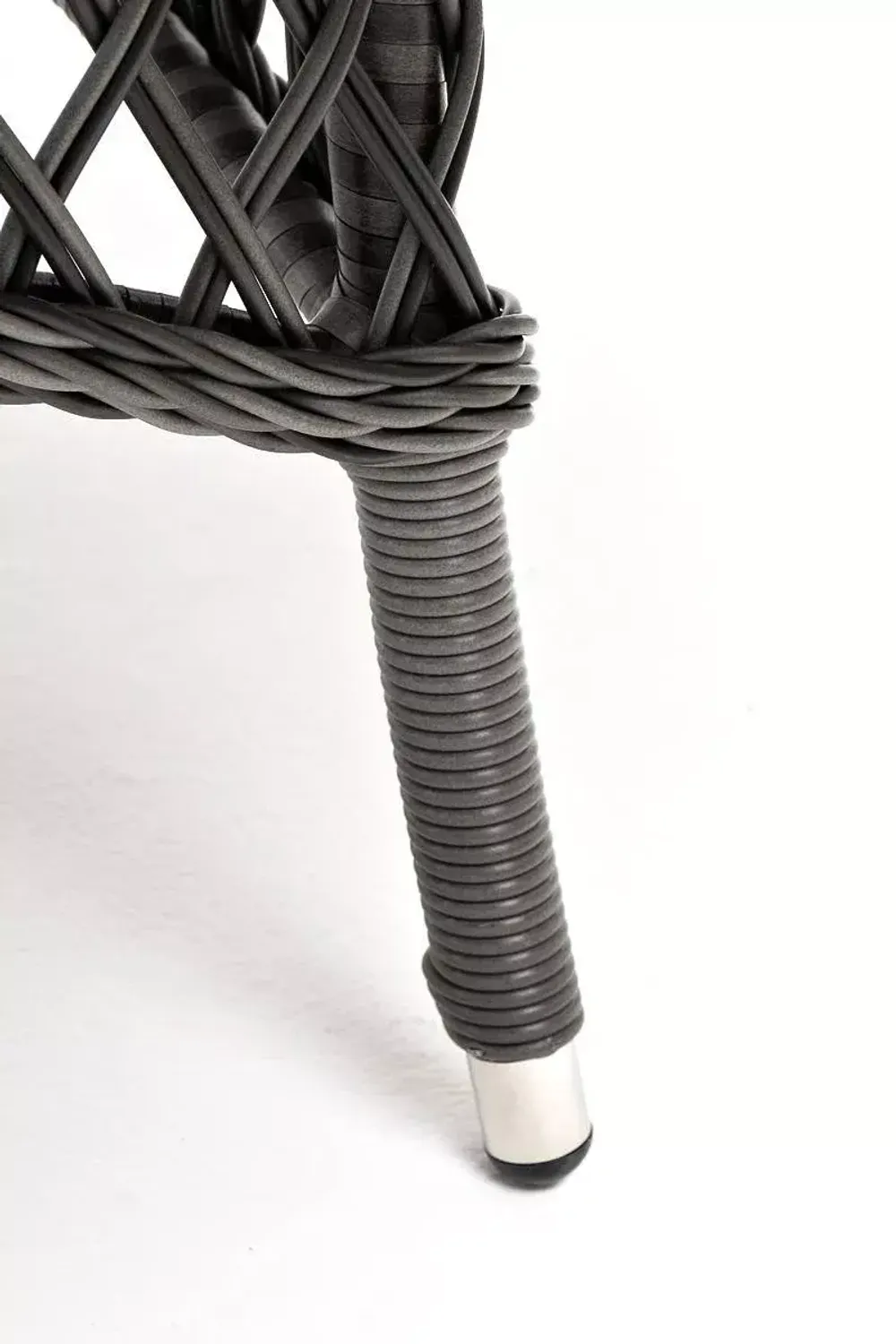 "Эспрессо" плетеный круглый стол, диаметр 150 см, цвет графит