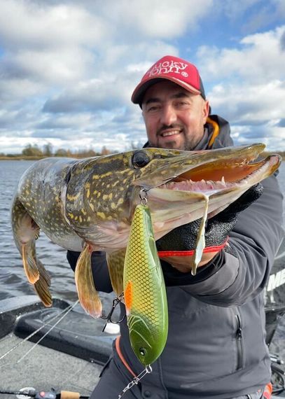 Воблер тонущий LJ BBS Original ARROW JERK S 015.00/024