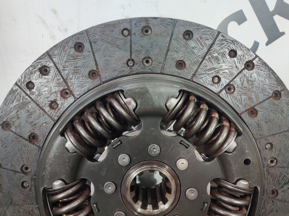 Диск сцепления 2023г