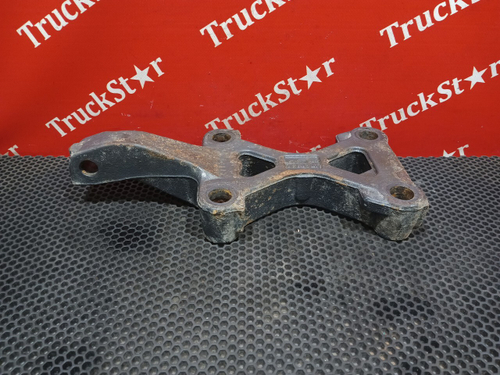 Кронштейн амортизатора заднего правый 2021г.