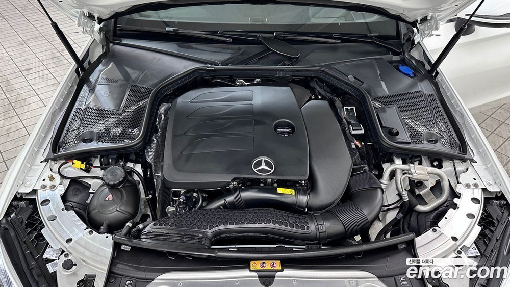 Mercedes-Benz GLA-Class H247 GLA250 4MATIC (02.2024)