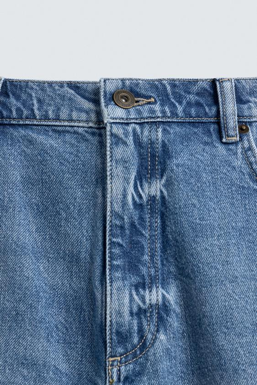 ZARA ДЖИНСОВЫЕ ШОРТЫ REGULAR FIT, ГОЛУБОЙ