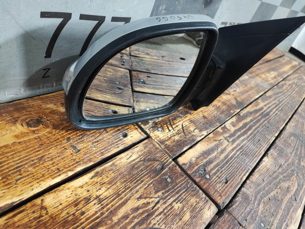 Зеркало левое 8 pin SsangYong Action 2 10-19 Б/У Оригинал 7893034020LAK