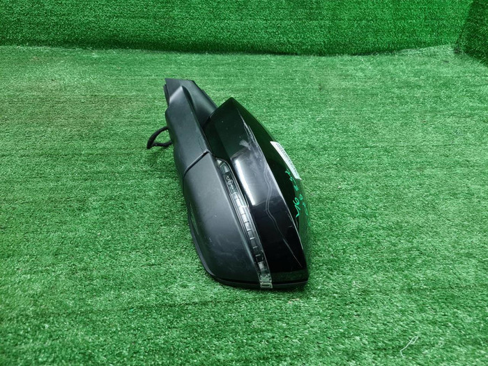 Зеркало левое Skoda Karoq (2017-н.в.) 9 контактов