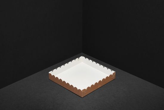 Упаковка с прозрачной крышкой для пряников и конфет