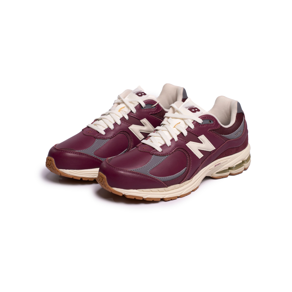 New Balance 2002R Vintage Leather Pack "Burgundy"