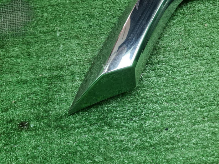 Молдинг решетки радиатора Nissan X-Trail T32 13-19