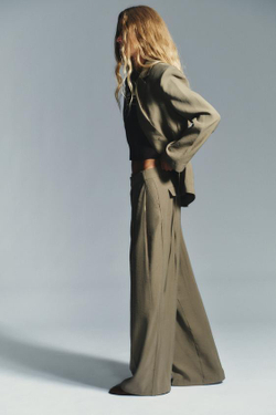 ZARA БРЮКИ С ДВУМЯ СКЛАДКАМИ И КЛАПАНАМИ, ТЕМНЫЙ ХАКИ