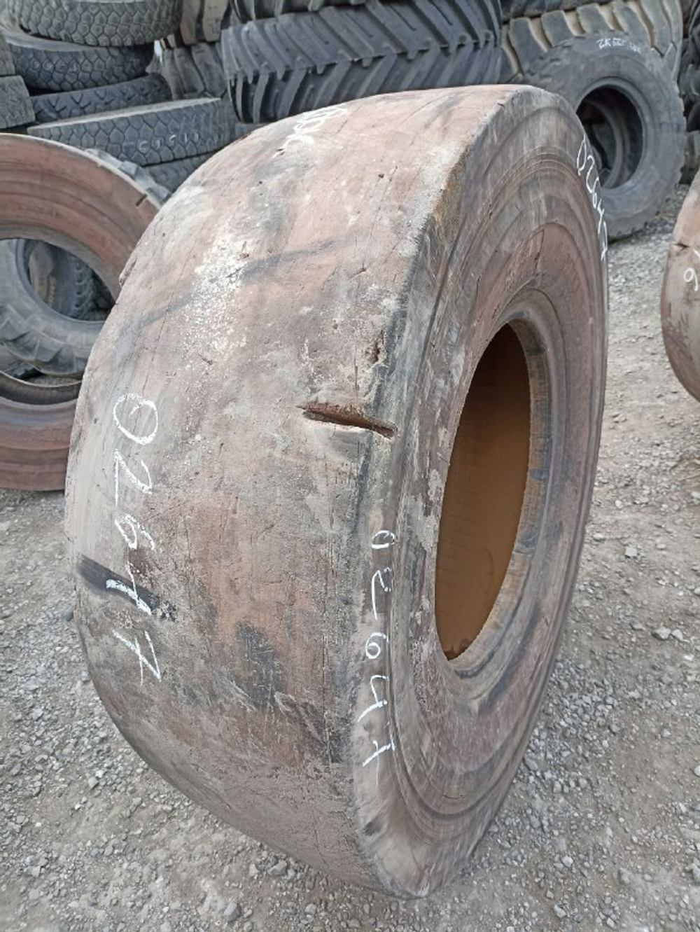 17.5R25 Bridgestone VSMS шина б/у