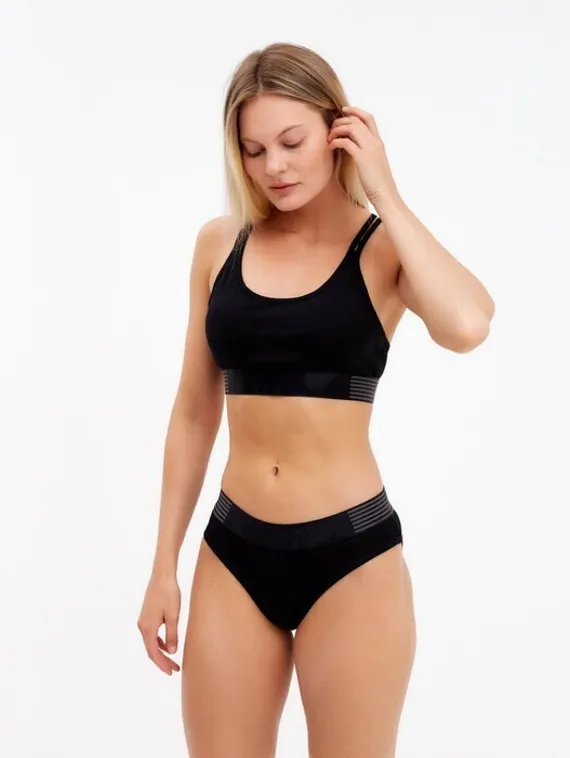 Комплект женский (топ с тонкими лямками, трусы), цвет чёрный МИКС, размер 44-46
