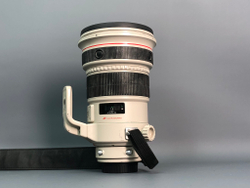 Canon EF 200mm f/2.0 L IS USM