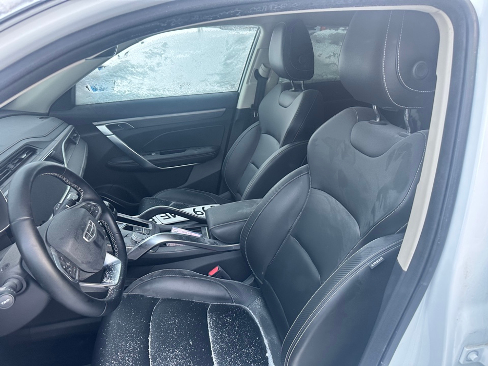 Geely Atlas Pro Flagship+ 1.5T DCT7 4WD