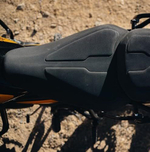 Водительское сиденье Royal Enfield, тип - "Adventure", черного цвета, арт. KXA00427