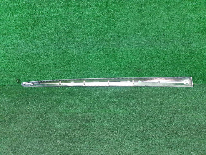 Накладка двери передняя правая Infiniti QX60 (2013-2020)