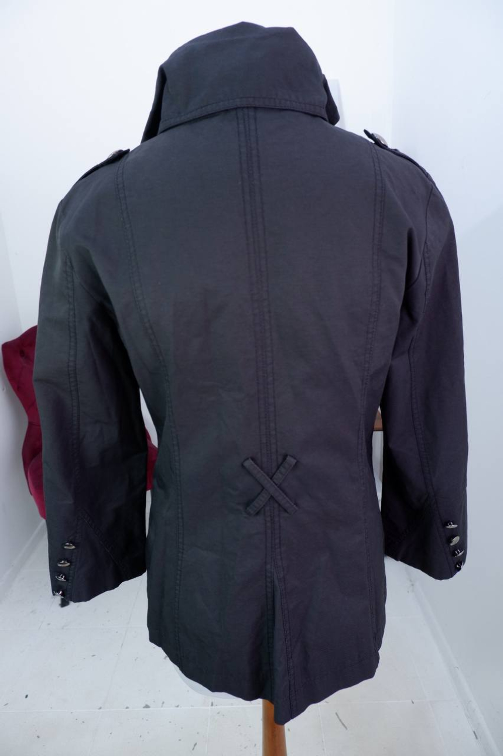 Куртка Oggi для городских будней, визуально на 46/48 размер