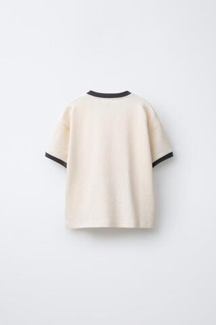 ZARA ФУТБОЛКА С КАРМАНОМ, ЭКРЮ