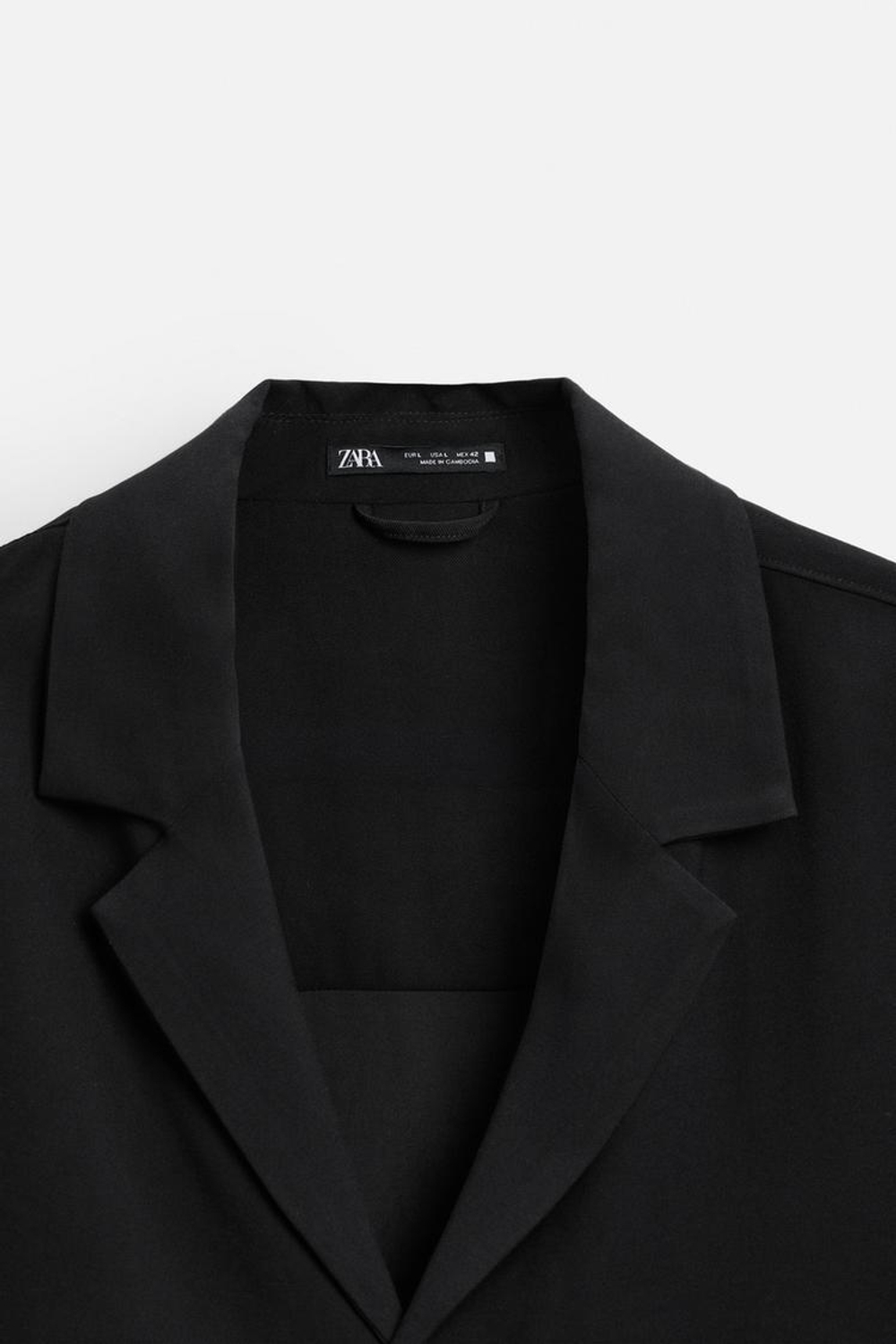 ZARA РУБАШКА СТРУЯЩЕГОСЯ ПОКРОЯ, ЧЕРНЫЙ