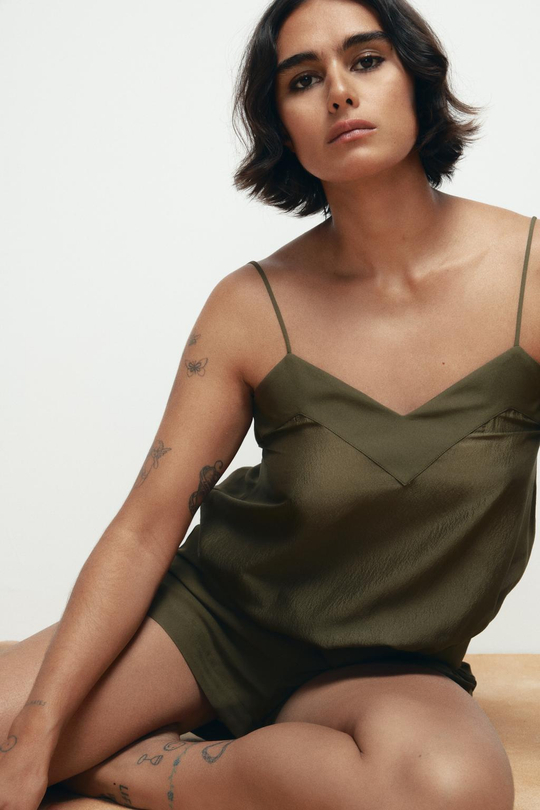 ZARA ТОП ИЗ 100% ШЕЛКА НА БРЕТЕЛЯХ, ЗЕЛЕНЫЙ