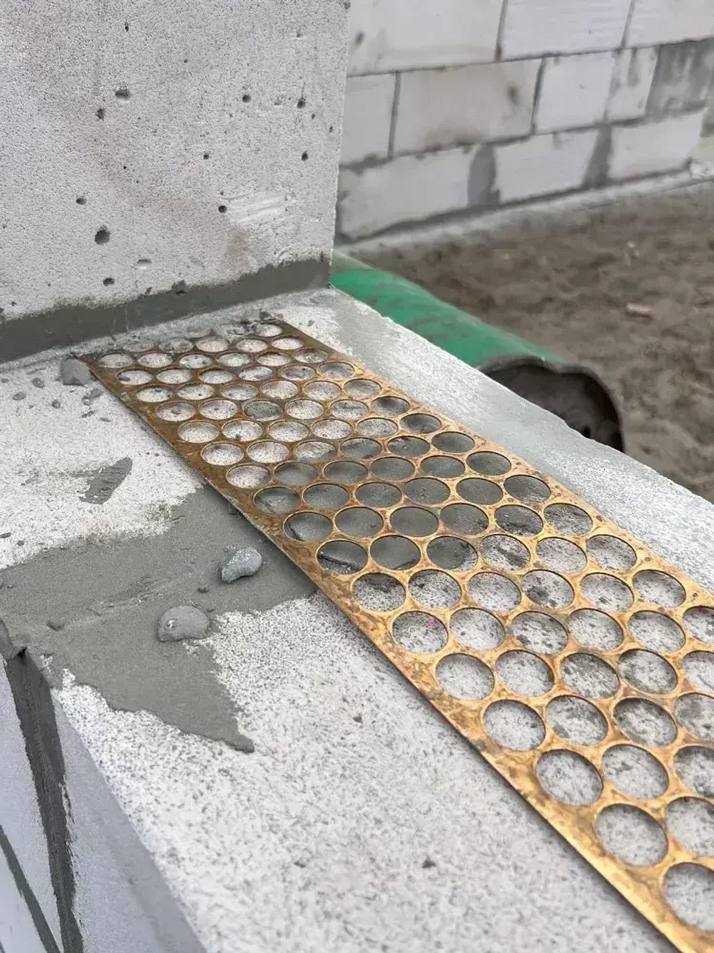 Просечка металлическая 23см, 15м