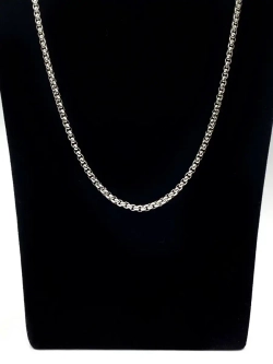 Длинная цепочка тонкого плетения из стали