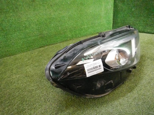 Фара правая Mercedes A W177 (2018-2022) LED