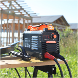 Аппарат сварочный инверторный PATRIOT WM 180 D /ММА /180 А /7,8 кВт /ПВ 70% /работа от 140 В