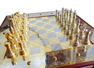 Эксклюзивные шахматы "Королевские"