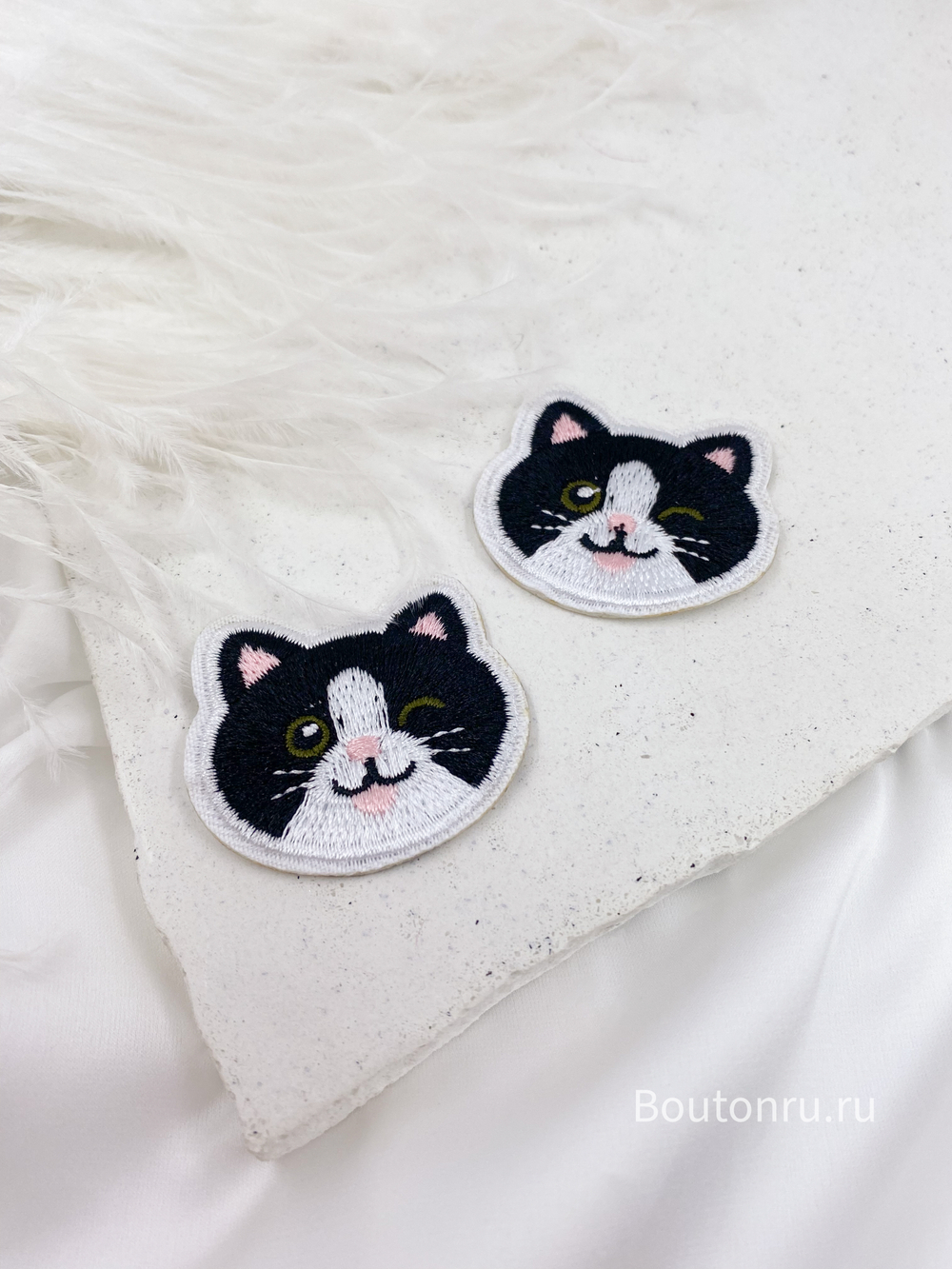 Нашивка пришивная "Кот-черный"