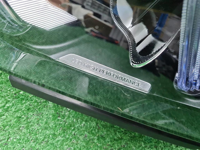 Фара левая Mercedes GLE V167 (2018-2024) LED