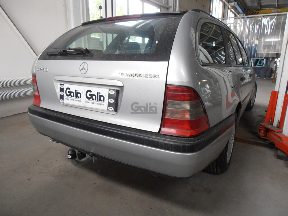 Оцинкованный фаркоп на Mercedes C-Class w202 седан / s202 универсал 1994-2000 (без электрики), Galia M025A