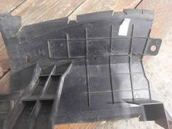 Дефлектор радиатора левый Chery Tiggo 8 Pro 21-нв Б/У Оригинал 302000902AA