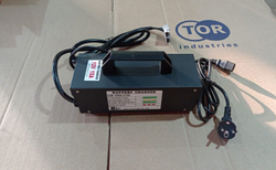 Зарядное устройство для штабелёров DYC/PEMS 12 В/15 А (Charger)