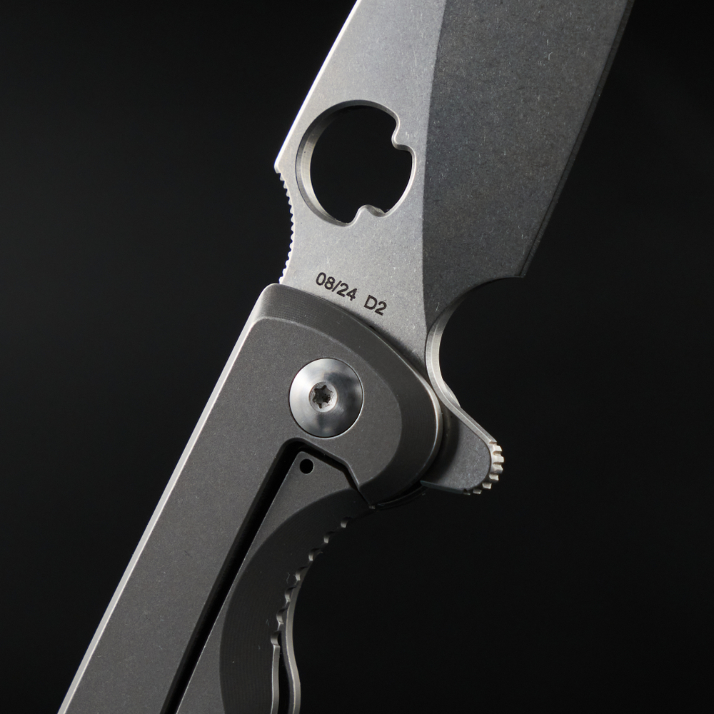 Нож Sting frame lock gray SW