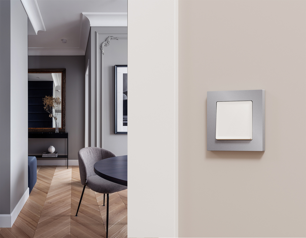 MA121030 Комплект механизма 1-кл перекрестного выключателя ALFA Белый матовый QUANT (AP1210, VM112)