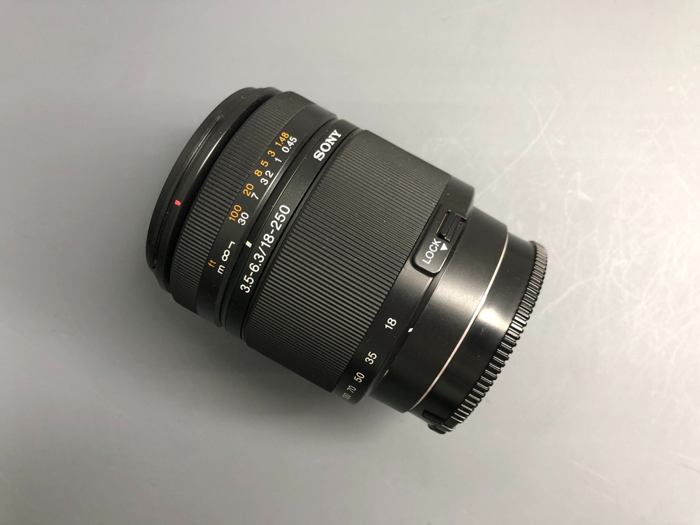 Sony DT 18-250mm 3.5-6.3
